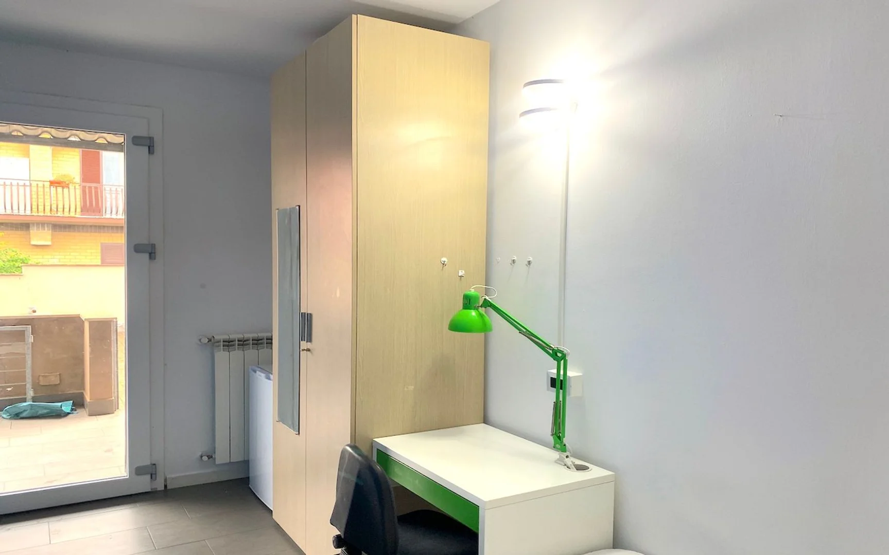 Quarto de estudante funcional perfeito para estudar em 