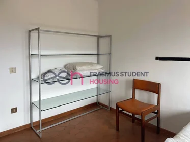 Chambre privée à Via San Michele Degli Scalzi, image 3 de 17