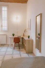 Habitación privada en Via Nicolò Pisano 24, imagen 3 de 15