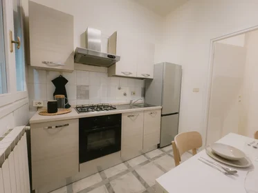 Habitación privada en Via Nicolò Pisano 24, imagen 6 de 15