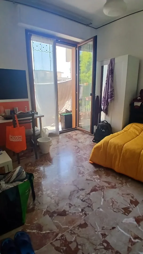 Wygodny i przestronny pokój studencki w 