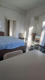 Privatzimmer in der Corso Magenta, bild 2 von 17