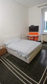 Privatzimmer in der Corso Magenta, bild 1 von 17