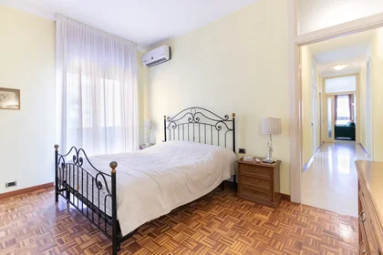 Private room at Via Michele Novaro, image 3 of 18