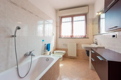 Private room at Via Luigi Alamanni 3, image 4 of 6