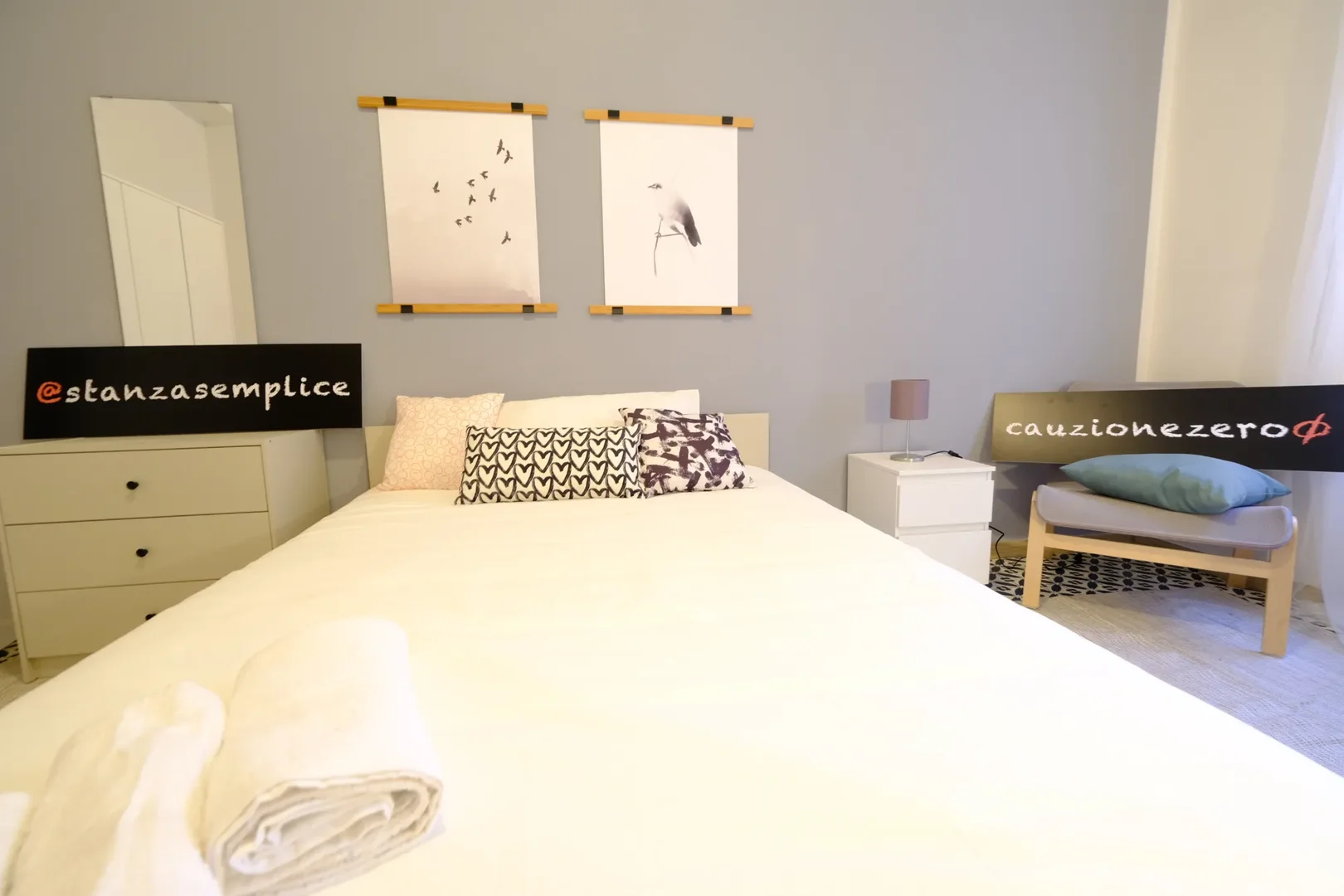 Quarto de estudante confortável e espaçoso em 