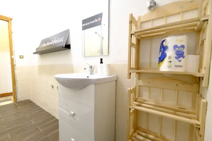 Quarto privado em Via Torino 8, imagem 18 de 18
