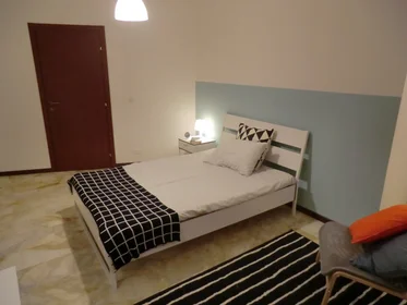 Chambre privée à Via Francesco Beltrame 9, image 2 de 15