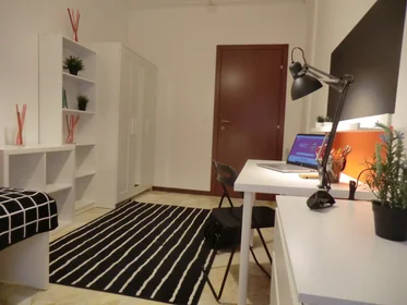 Chambre privée à Via Francesco Beltrame 9, image 4 de 14