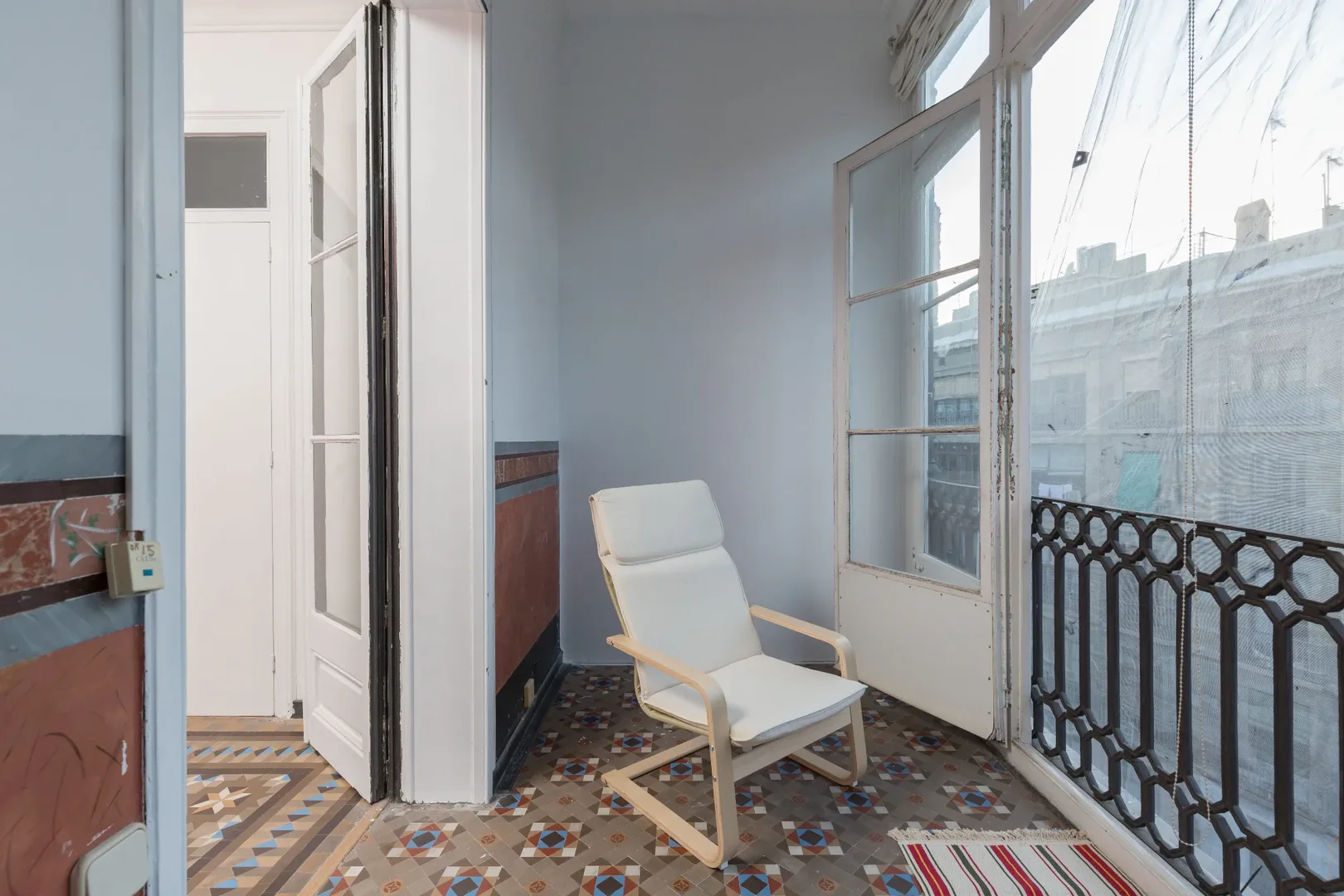 Student-friendly room in  with modern amenities