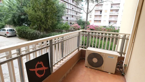 Stanza privata in Via Andrea Cordedda 4, immagine 4 di 22