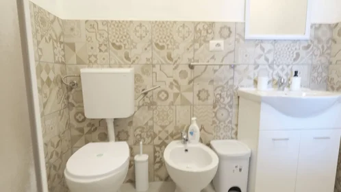Quarto privado em Via Savoia 15, imagem 16 de 19