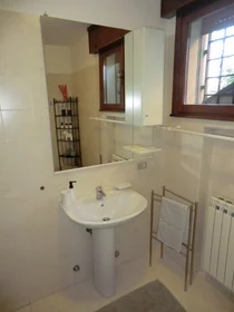 Privatzimmer in der Via Piovese 97, bild 13 von 17