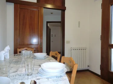 Privatzimmer in der Via Piovese 97, bild 10 von 17