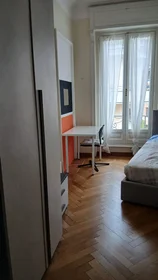 Chambre privée à Via Antonio Crocco 8, image 3 de 10