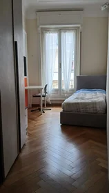 Chambre privée à Via Antonio Crocco 8, image 4 de 10
