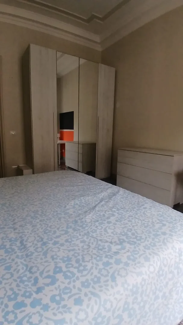 Chambre d'étudiant fonctionnelle parfaite pour étudier dans 
