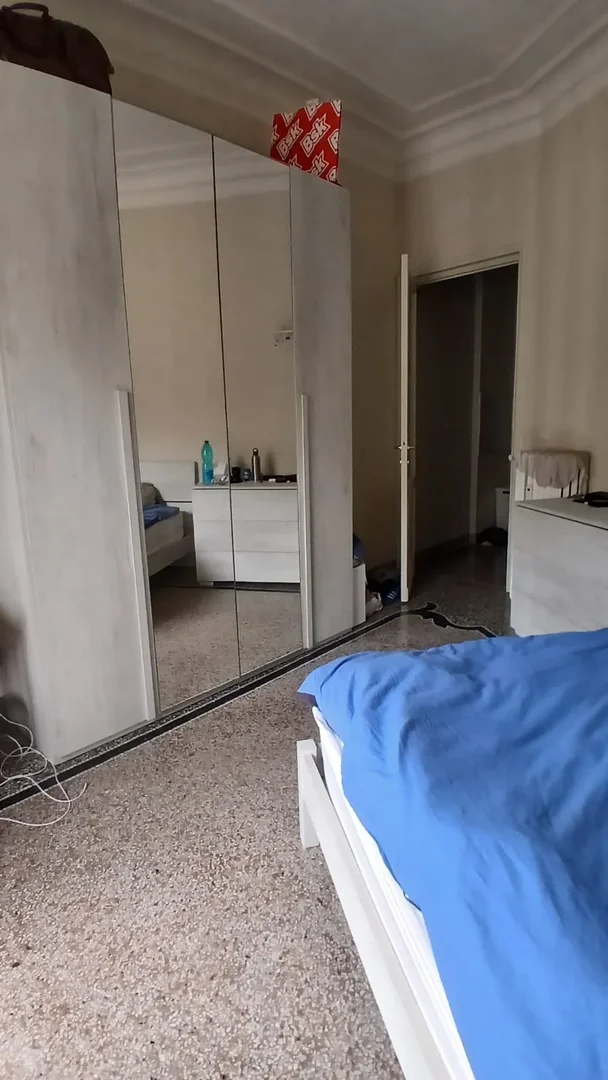 Chambre d'étudiant bon marché à proximité du campus dans 