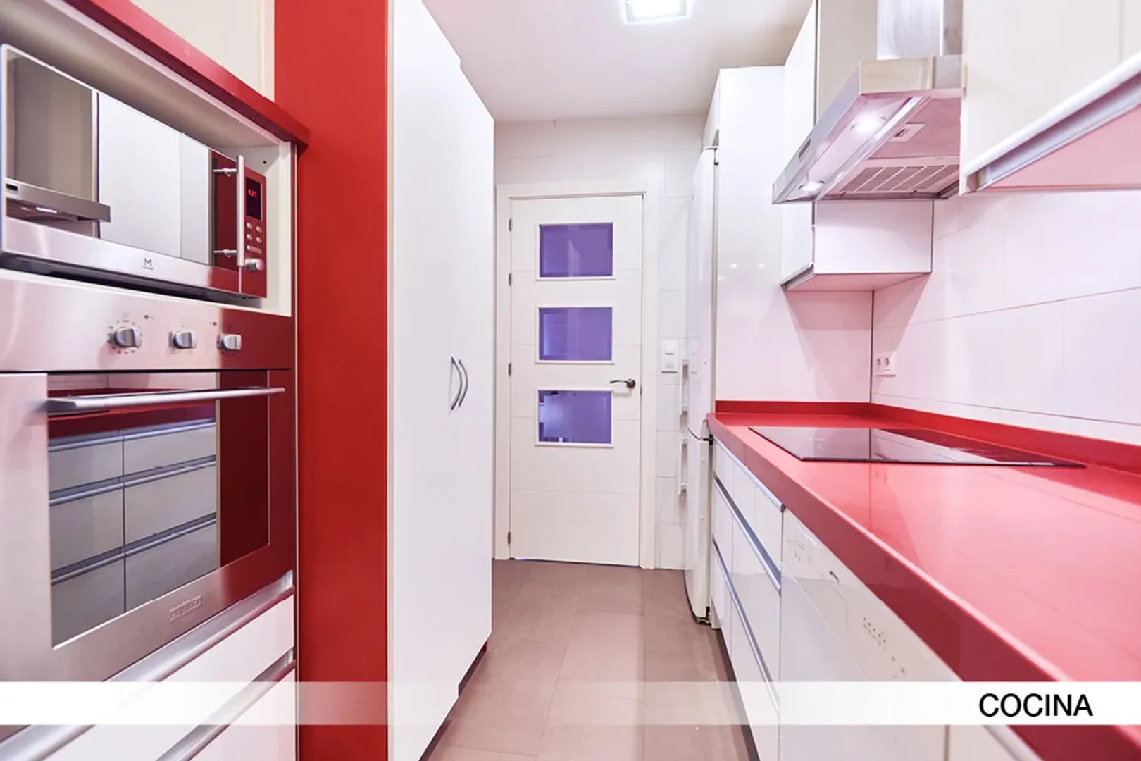Economical student room with convenient location in 