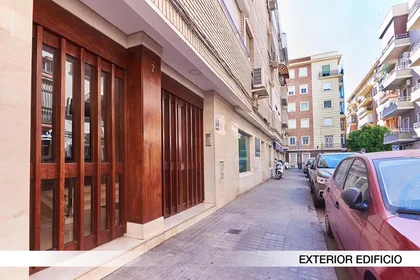 Private room at Calle Virgen de Robledo 7, image 21 of 21