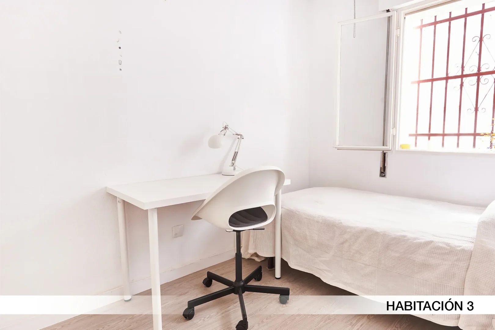 Quarto de estudante funcional perfeito para estudar em 