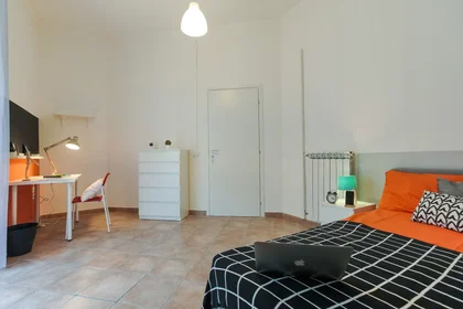 Private room at Via Pignasecca 15, image 2 of 14