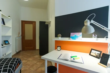 Private room at Via Pignasecca 15, image 1 of 14