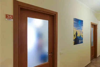 Private room at Via Pignasecca 15, image 13 of 14