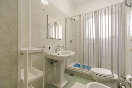 Private room at Via Pignasecca 15, image 8 of 14
