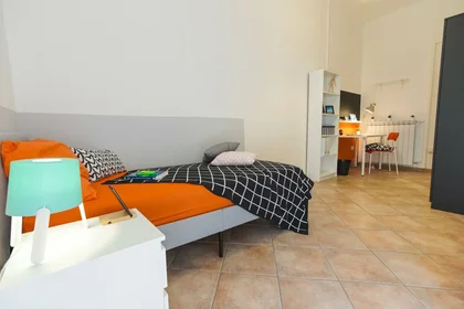 Private room at Via Pignasecca 15, image 2 of 15
