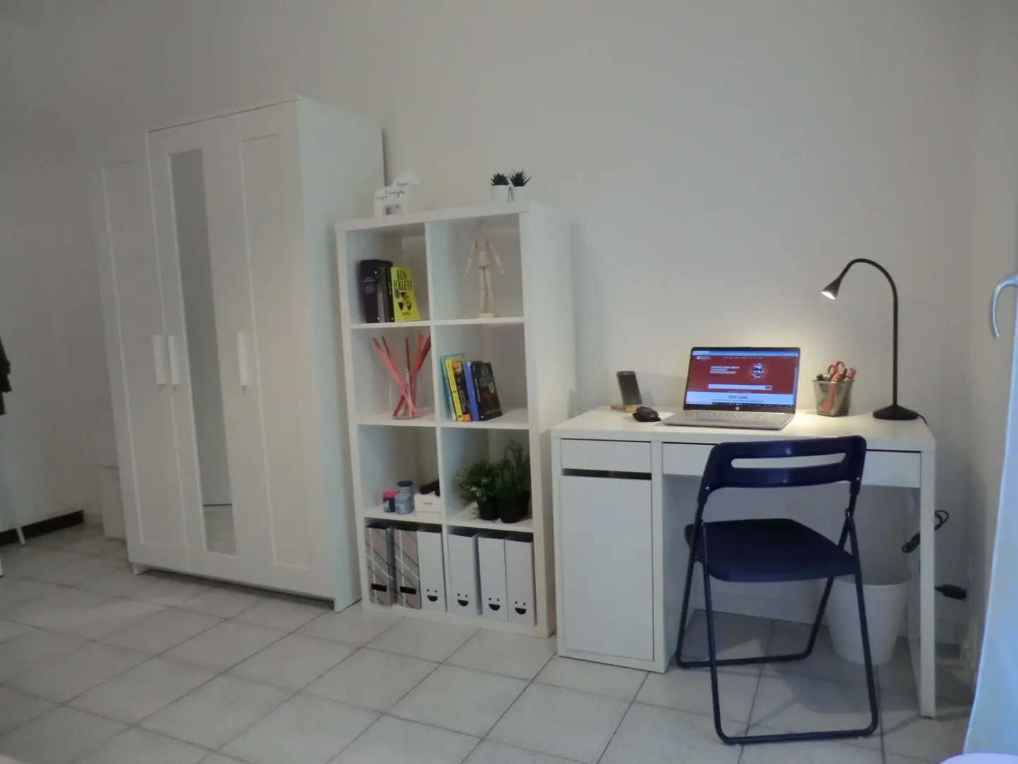 Budget-friendly student room close to campus in 