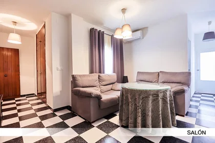 Quarto privado em Castillo de Alcalá de Guadaíra 10, imagem 8 de 14