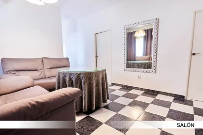Quarto privado em Castillo de Alcalá de Guadaíra 10, imagem 9 de 14