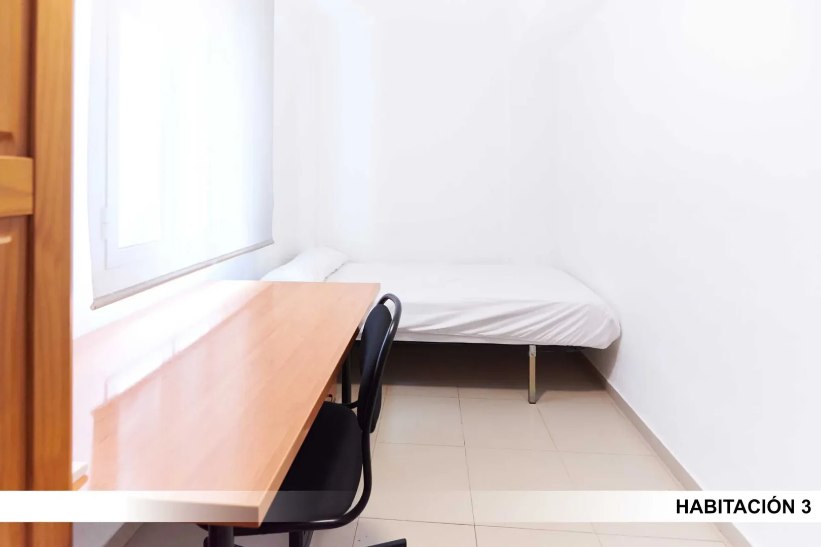 Studentenfreundliches Zimmer in  mit modernen Annehmlichkeiten