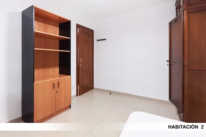 Privatzimmer in der Calle Santo Ángel 12, bild 4 von 18