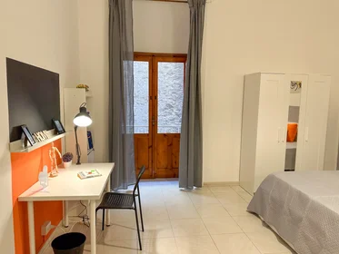 Private room at Vico Sedil Capuano 10, image 2 of 12