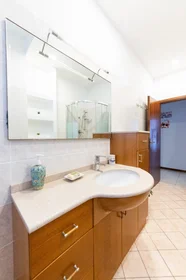 Stanza privata in Viale Fratelli Spazzoli 123, immagine 16 di 16