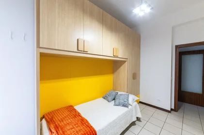 Stanza privata in Viale Fratelli Spazzoli 123, immagine 3 di 15