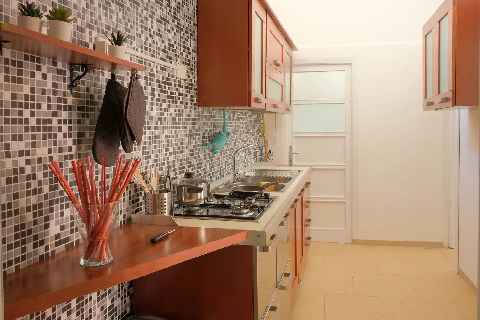 Student-friendly room in  with modern amenities