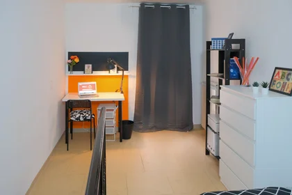 Private room at Via Francesco Saverio Correra 222, image 3 of 13
