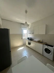 Chambre privée à Viale Unità d'Italia 25, image 6 de 10