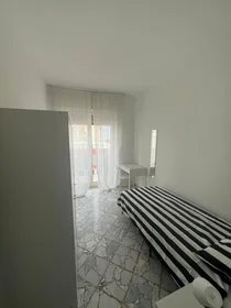 Habitación privada en Via Giuseppe Forges Davanzati 6, imagen 1 de 6