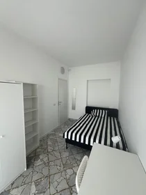 Habitación privada en Via Giuseppe Forges Davanzati 6, imagen 1 de 6