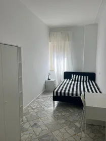Habitación privada en Via Giuseppe Forges Davanzati 6, imagen 2 de 6