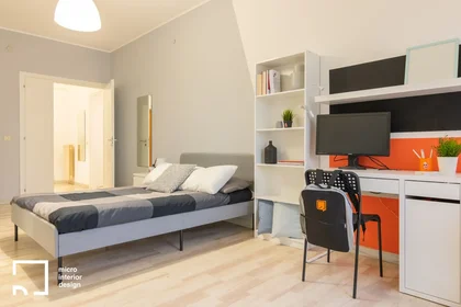 Private room at Via Antonio De Nino 27, image 2 of 13