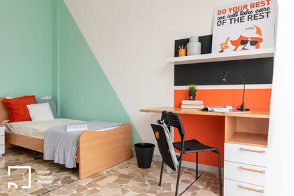 Private room at Via Antonio De Nino 27, image 4 of 13