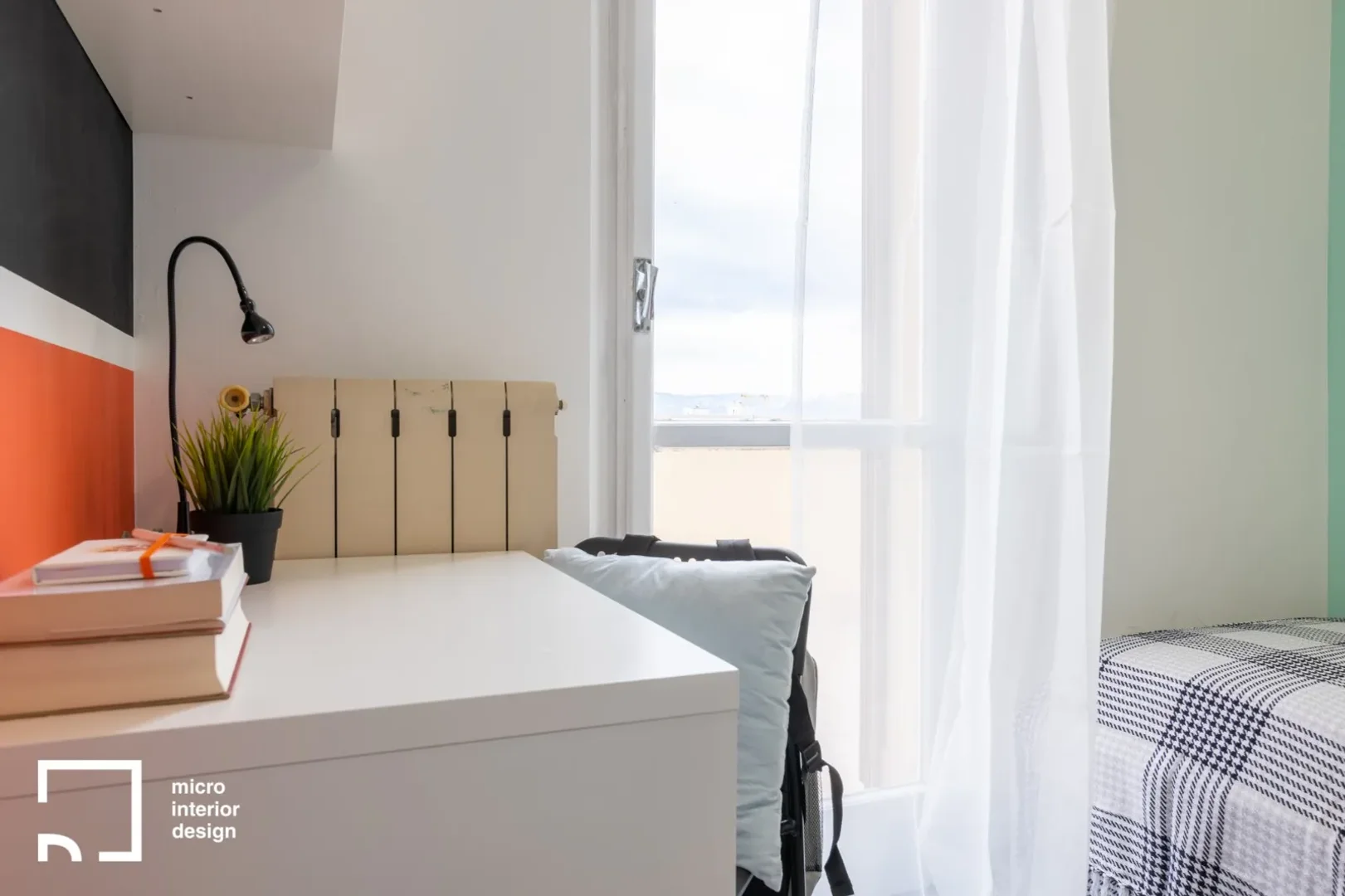 Comfortable and spacious student room in