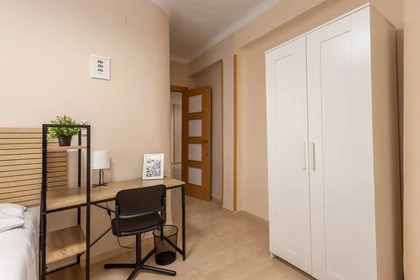 Habitación privada en Calle Sol 14, imagen 3 de 17