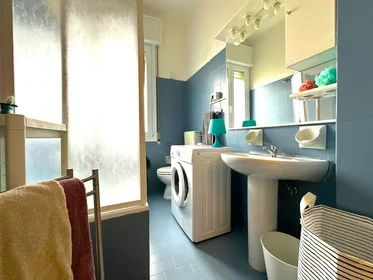 Chambre privée à Via Vermena 1, image 18 de 19