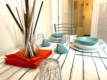 Chambre privée à Via Vermena 1, image 11 de 19